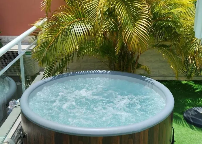 Casa vacanze Modern 4 Bedroom In