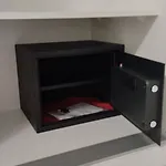 Modern 4 Bedroom In
