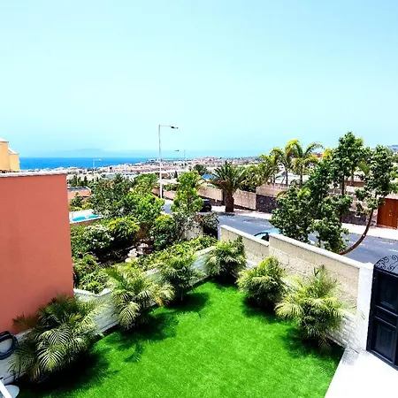 Daire Modern 4 Bedroom In *