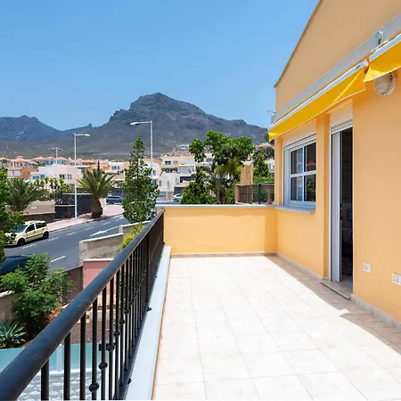 Сasa de vacaciones Modern 4 Bedroom In Costa Adeje (Tenerife)