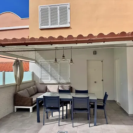 Modern 4 Bedroom In * أذيخي