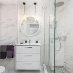 Holiday home Modern 4 Bedroom In *